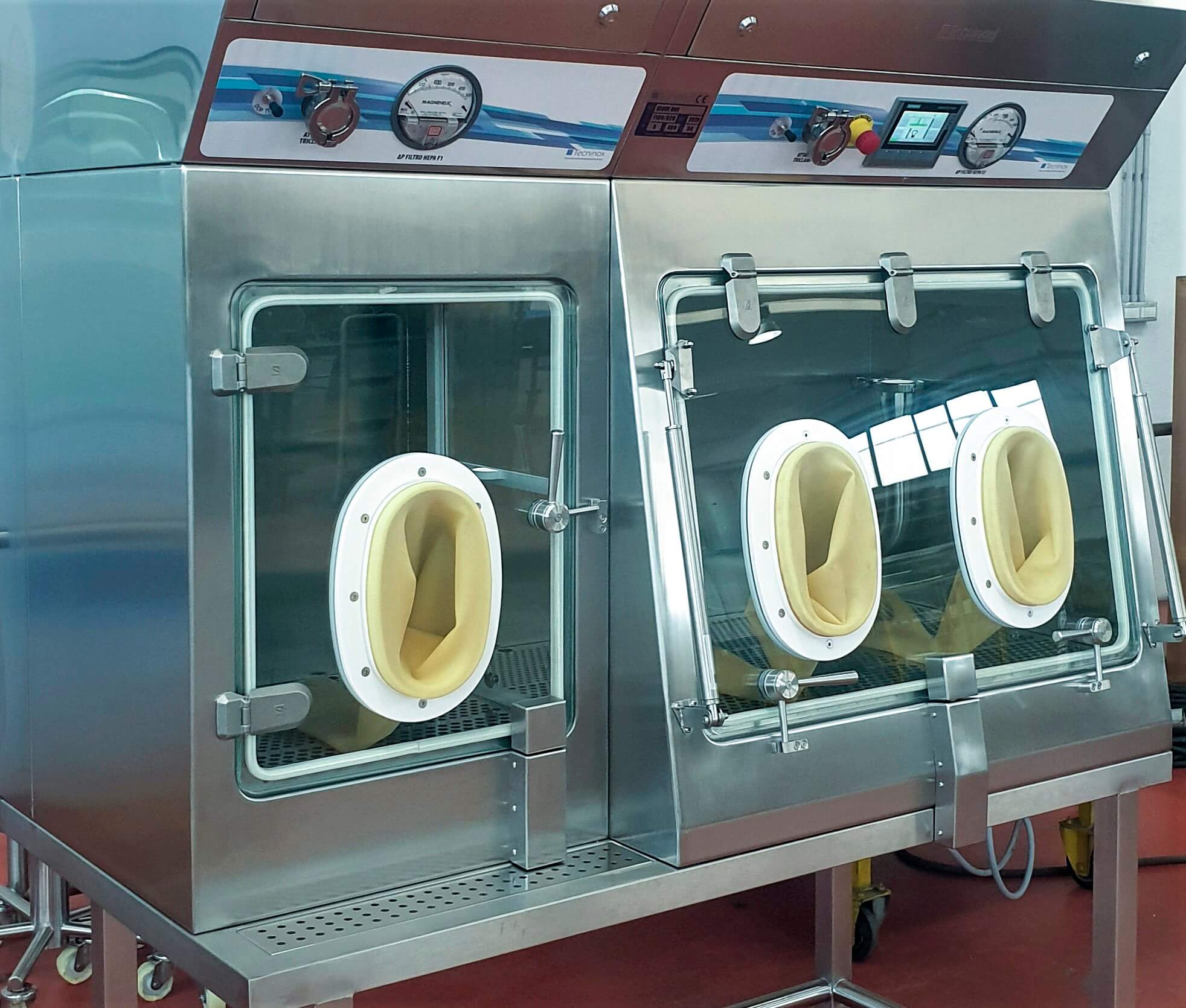 Isolateur de confinement ISOTEC pour la sécurité et l’intégrité des procédés stériles